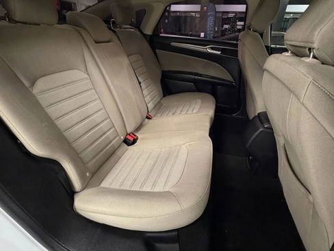 Used 2020 Ford Fusion S image 11