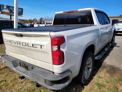 Used 2019 Chevrolet Silverado 1500 LT w/ All-Star Edition image 7