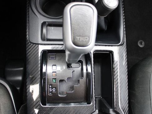 Used 2019 Toyota 4Runner TRD Off-Road image 33