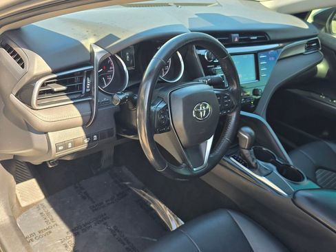 Used 2019 Toyota Camry SE FWD image 22