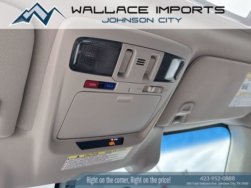 Used 2018 Subaru Outback 2.5i Touring image 16