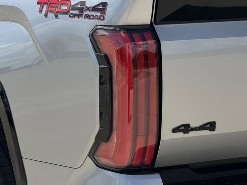 Used 2024 Toyota Tundra Platinum w/ TRD Off-Road Package AWD/4WD image 11