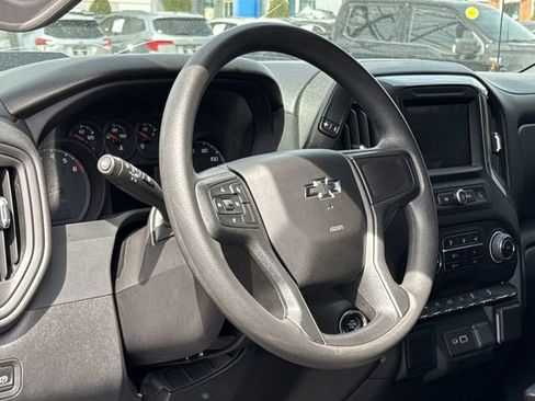 Used 2022 Chevrolet Silverado 1500 Custom Trail Boss w/ Midnight Edition AWD/4WD image 33