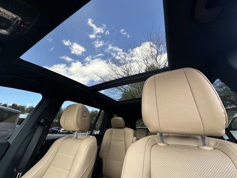 Certified 2024 Mercedes-Benz GLS 450 4MATIC image 36