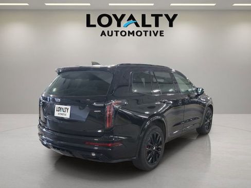 Used 2024 Cadillac XT6 Sport w/ LPO, Onyx Lite Package AWD/4WD image 5