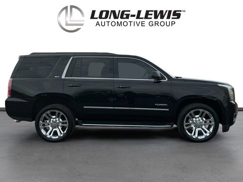 Used 2018 GMC Yukon SLT w/ Premium Edition image 8