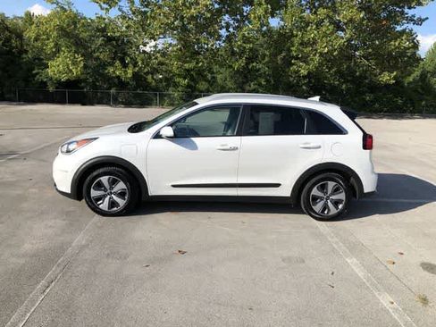 Used 2019 Kia Niro EX FWD image 3