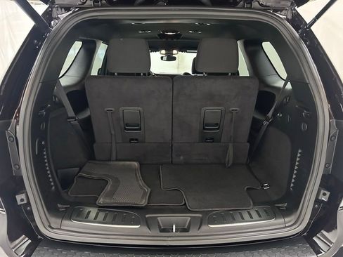 Used 2023 Dodge Durango GT w/ Blacktop Package AWD/4WD image 9