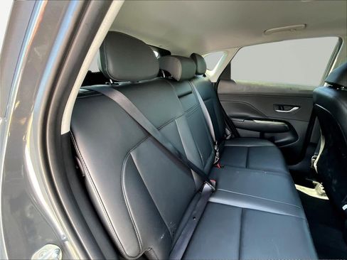 Used 2025 Hyundai Kona Limited FWD image 24