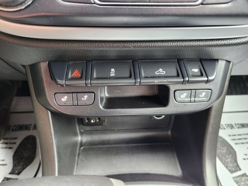 Used 2019 Chevrolet Colorado LT w/ Redline Special Edition AWD/4WD image 25