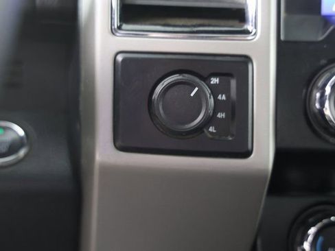 Used 2020 Ford F150 Lariat image 18