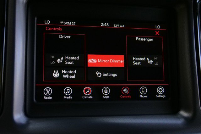 Used 2019 Dodge Challenger SXT w/ Driver Convenience Group AWD/4WD image 17