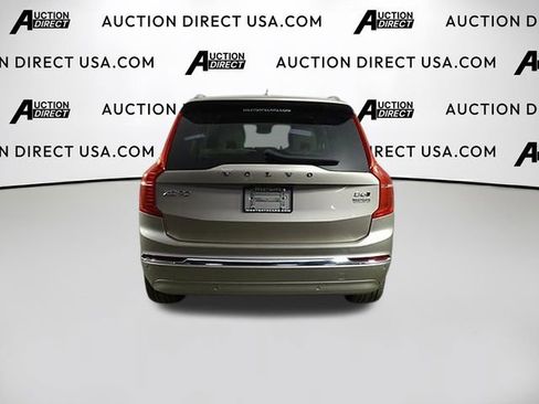 Used 2023 Volvo XC90 B6 Plus image 6