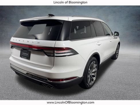 New 2026 Lincoln Aviator Reserve w/ Luxury Package AWD/4WD image 7