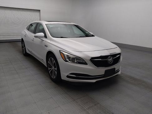 Used 2017 Buick LaCrosse Essence w/ Sun and Shade Package FWD image 13