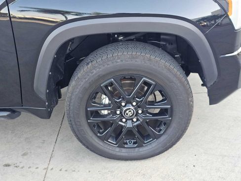 Used 2024 Toyota Tundra SR5 w/ SR5 Convenience Package AWD/4WD image 9