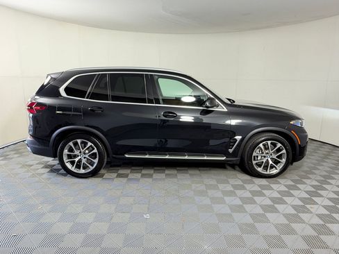 Used 2025 BMW X5 xDrive40i AWD/4WD image 8
