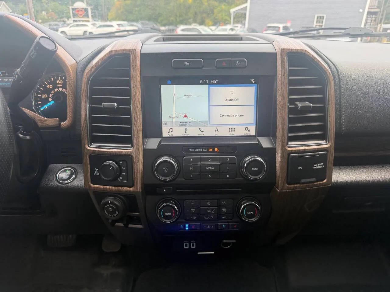 Used 2018 Ford F150 Lariat w/ Equipment Group 501A Mid AWD/4WD image 11
