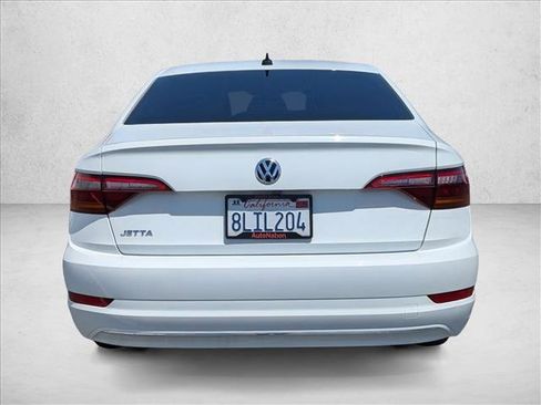 Used 2019 Volkswagen Jetta SEL w/ Cold Weather Package FWD image 7