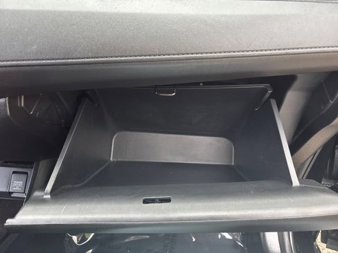 Used 2022 Honda HR-V LX image 40