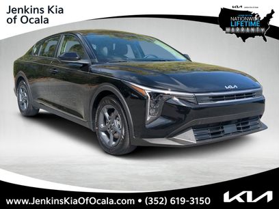 New 2025 Kia K4 LXS