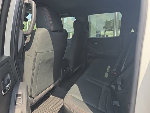 Used 2024 Nissan Frontier PRO-4X w/ Off-Road Protection Package AWD/4WD image 11