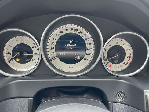 Used 2016 Mercedes-Benz E 350 4MATIC Sedan image 9