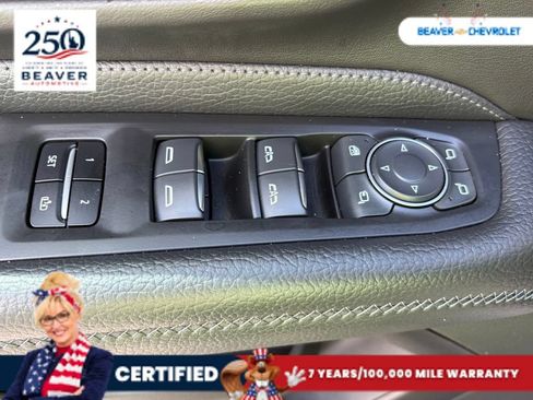 Used 2022 GMC Yukon Denali RWD image 32