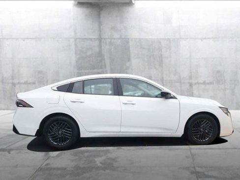 New 2026 Nissan Sentra SV w/ Floor Mat Package FWD image 5