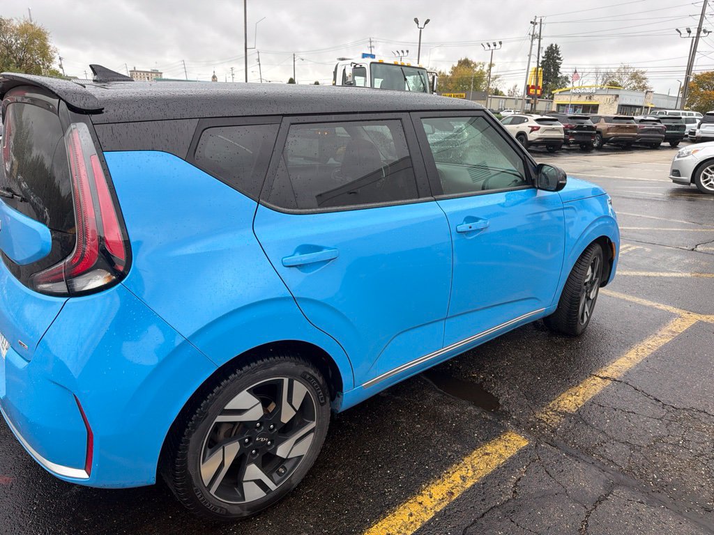 Used 2023 Kia Soul GT-Line FWD image 6