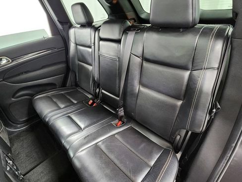 Used 2015 Jeep Grand Cherokee Overland AWD/4WD image 12