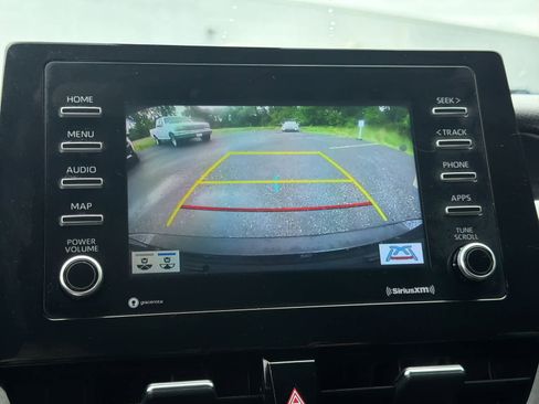 Used 2022 Toyota Camry SE w/ Cold Weather Package FWD image 29