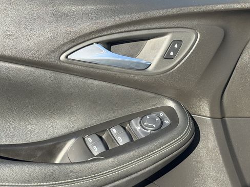 Used 2022 Buick Encore GX Select image 18