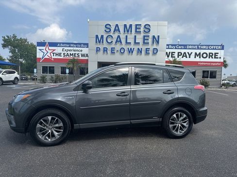 Used 2016 Toyota RAV4 XLE AWD/4WD image 2