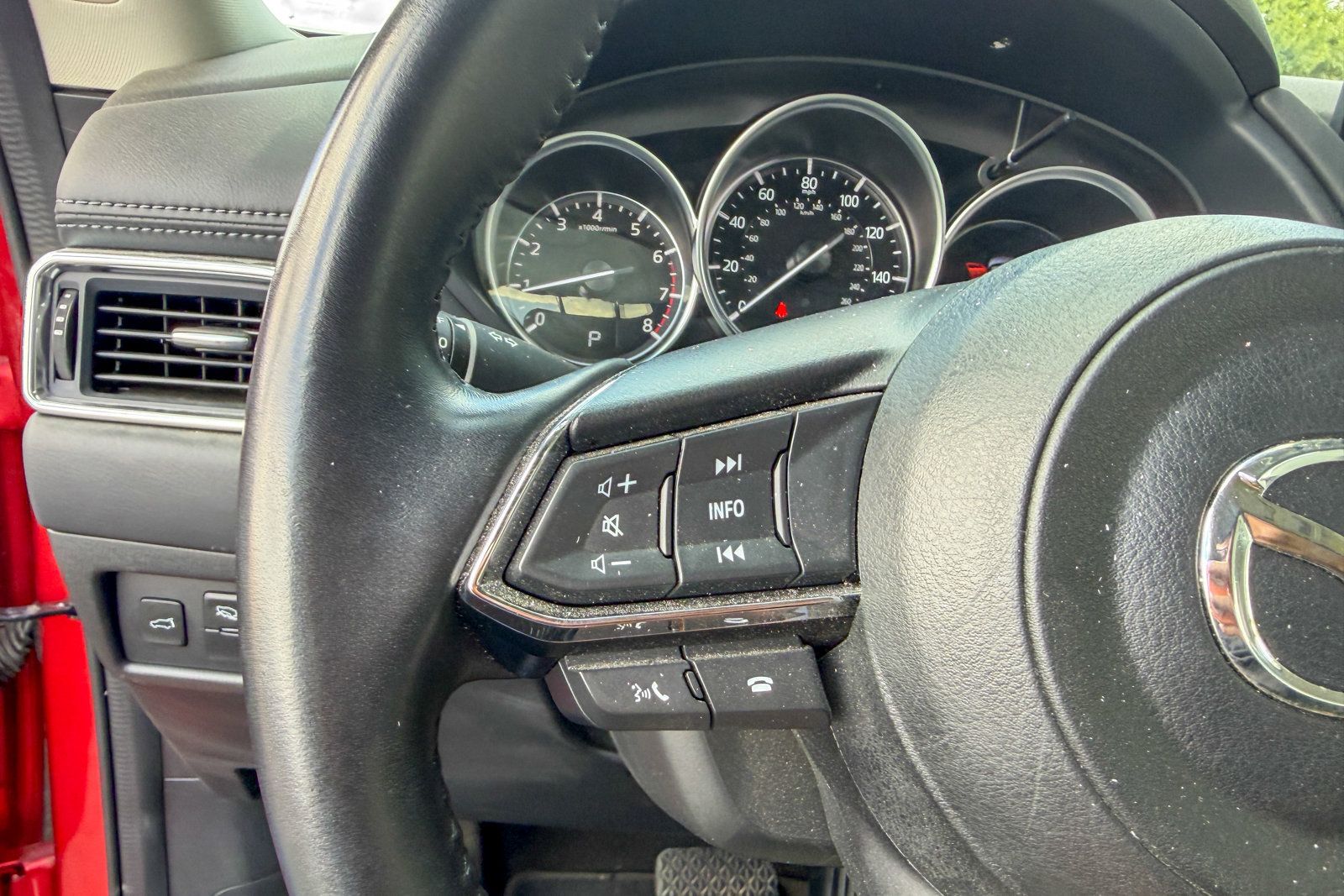 Certified 2025 MAZDA CX-5 AWD 2.5 S w/ Preferred Package image 18