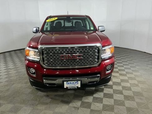 Used 2018 GMC Canyon Denali image 4