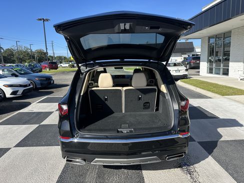 Used 2025 Acura MDX w/ Technology Package AWD/4WD image 5