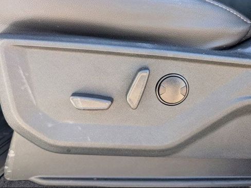 New 2025 Ford F150 Lariat w/ Equipment Group 501A Mid image 59