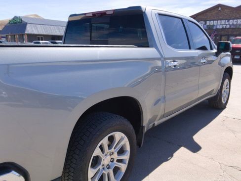 Used 2024 Chevrolet Silverado 1500 LTZ image 10