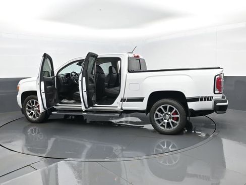 Used 2018 GMC Canyon Denali image 32