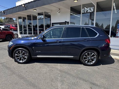 Used 2018 BMW X5 xDrive40e AWD/4WD image 3