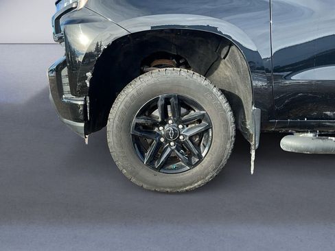 Used 2020 Chevrolet Silverado 1500 LT Trail Boss w/ Midnight Edition image 14
