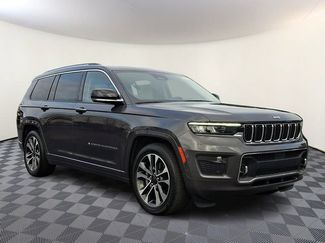 Used 2022 Jeep Grand Cherokee L Overland w/ Luxury Tech Group IV AWD/4WD video 1