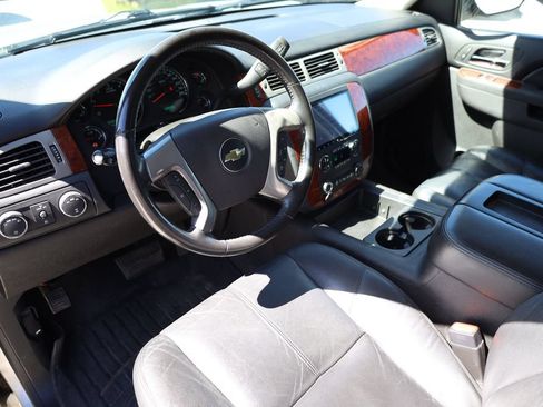 Used 2013 Chevrolet Tahoe LT AWD/4WD image 12