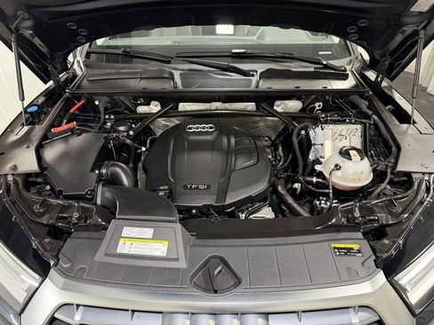 Used 2020 Audi Q5 2.0T Premium w/ Convenience Package image 28