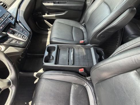 Used 2023 Honda Odyssey Touring image 23