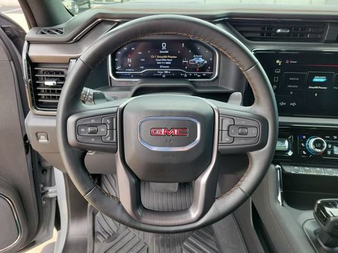 Used 2024 GMC Sierra 1500 AT4 w/ AT4 Premium Package AWD/4WD image 21