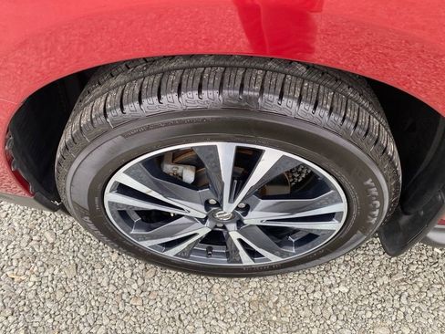 Used 2020 Nissan Pathfinder Platinum w/ Cargo Package image 28