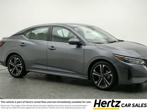 Used 2025 Nissan Sentra SV image 1