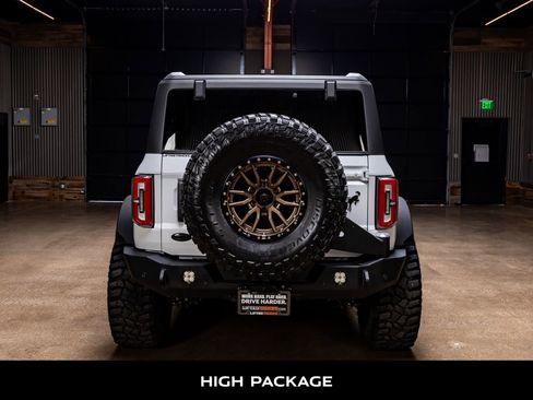 Used 2023 Ford Bronco Badlands w/ Sasquatch Package image 7